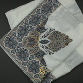 PREMIUM WHITE AUTHENTIC OMANI MASSAR SCARF OM102