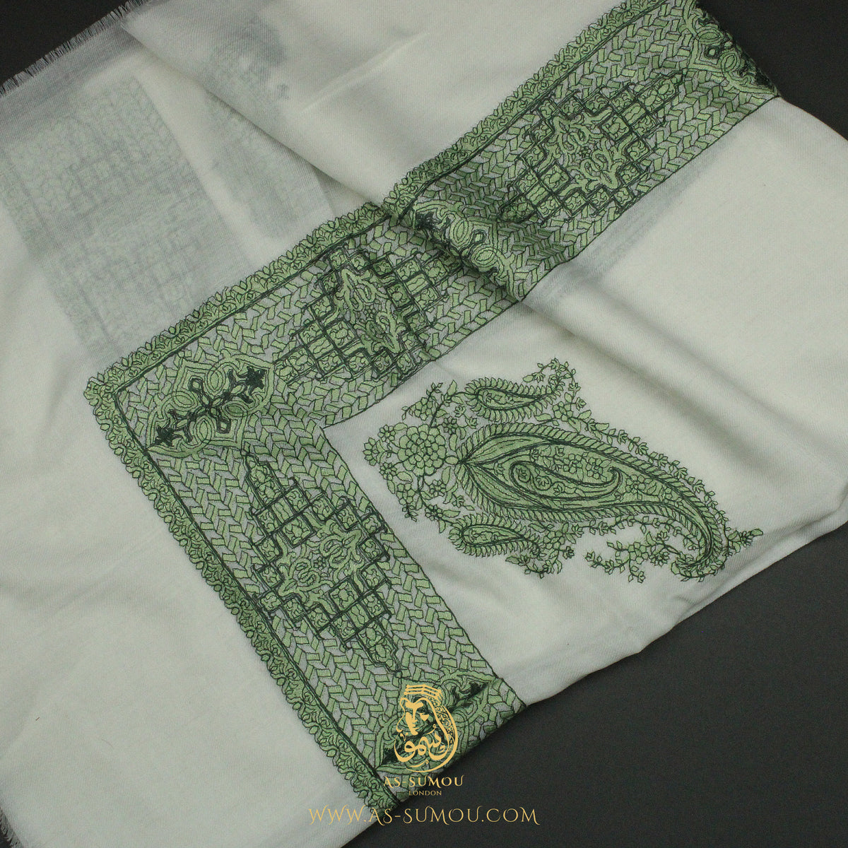 PREMIUM WHITE AUTHENTIC OMANI MASSAR SCARF OM122