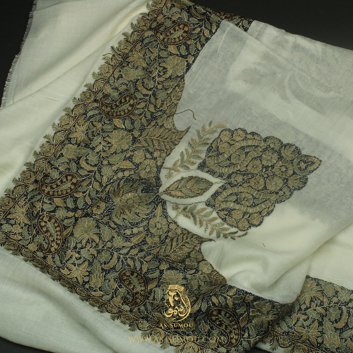 Premium White Authentic Omani Massar Scarf OM168