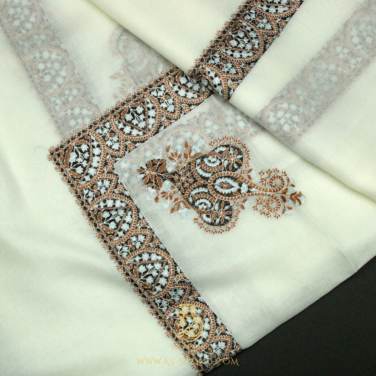 PREMIUM WHITE AUTHENTIC YEMENI SHEMAGH SCARF WH189