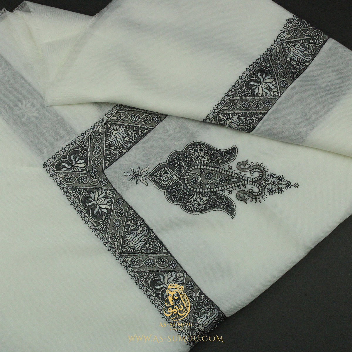 PREMIUM WHITE AUTHENTIC YEMENI SHEMAGH SCARF WH210