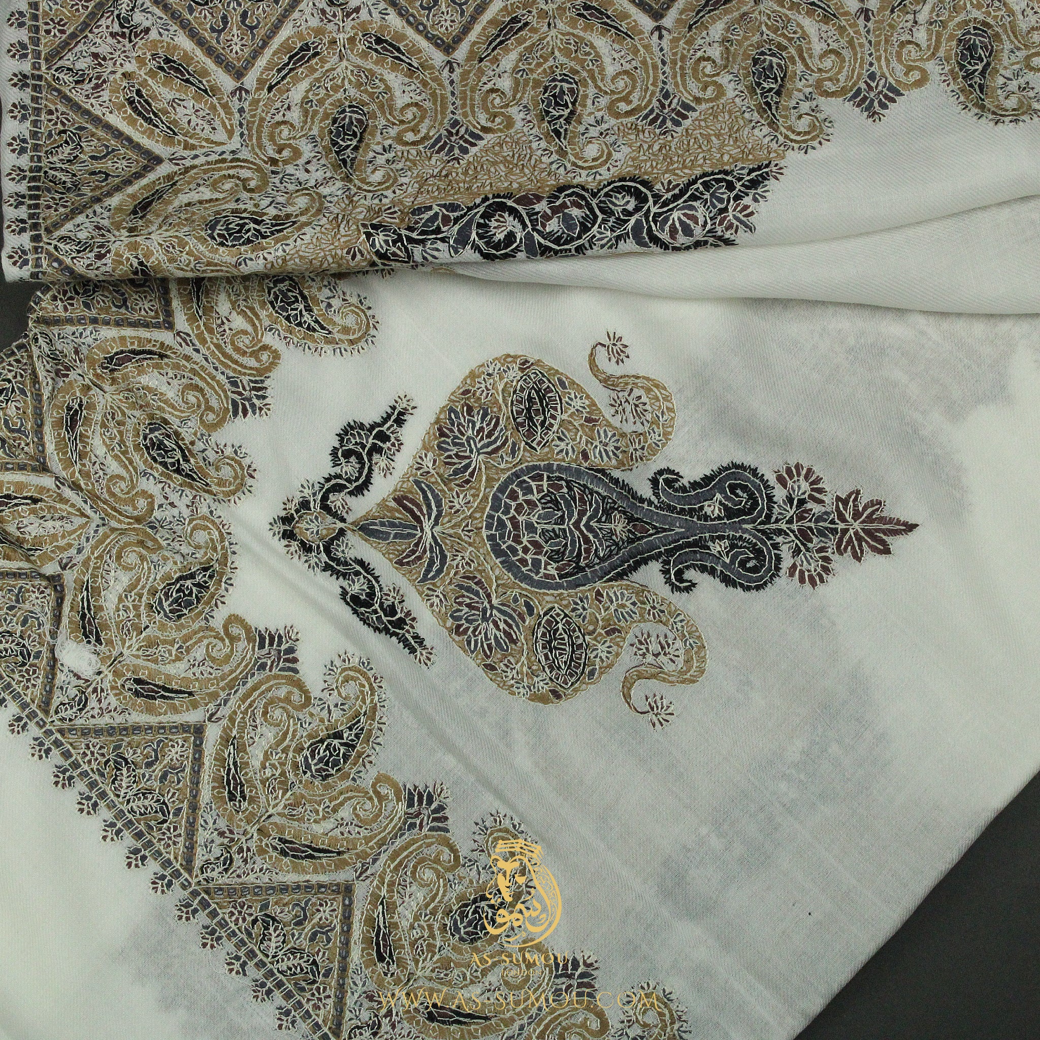 PREMIUM WHITE AUTHENTIC OMANI MASSAR SCARF OM87