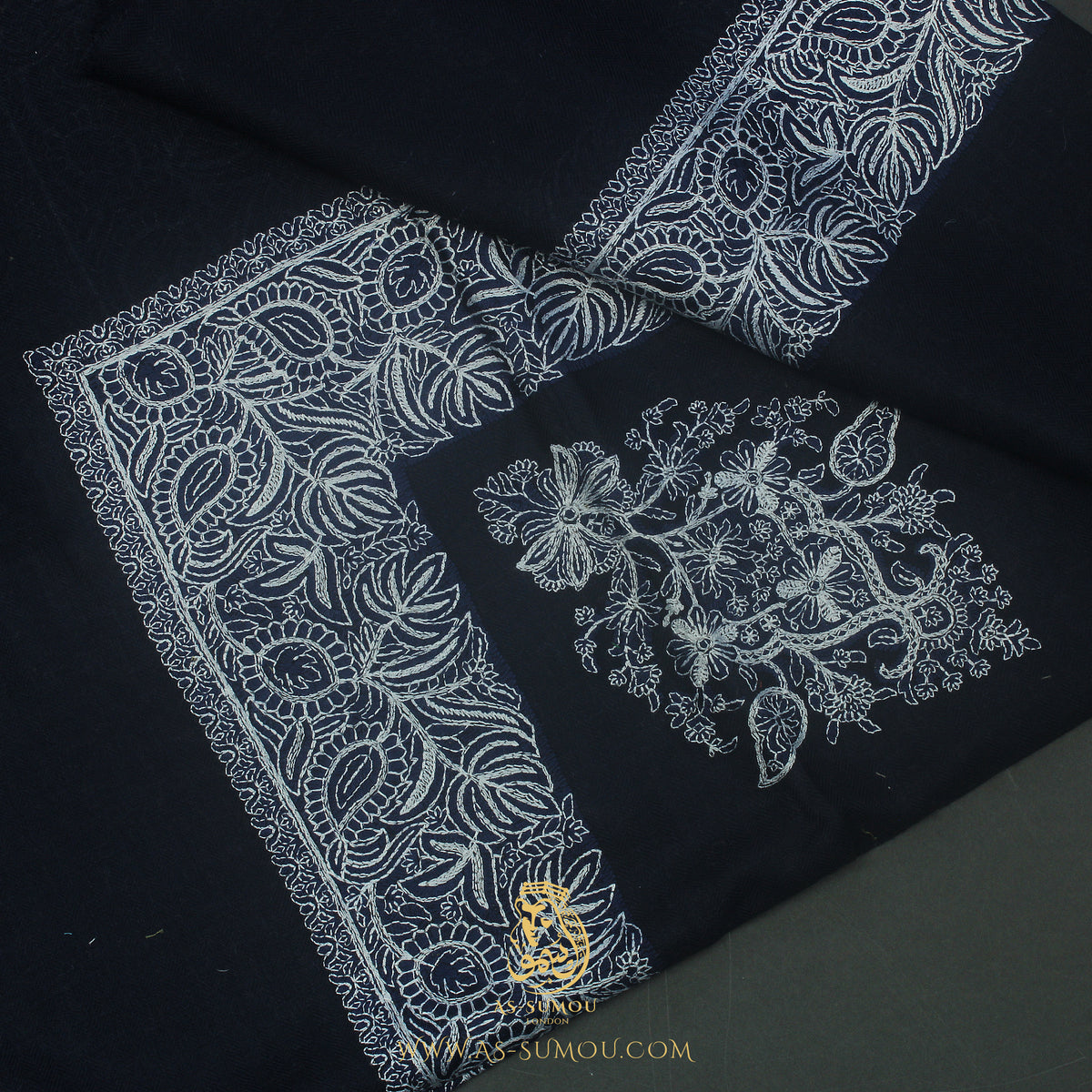 Premium Navy Authentic Omani Massar Scarf OM159