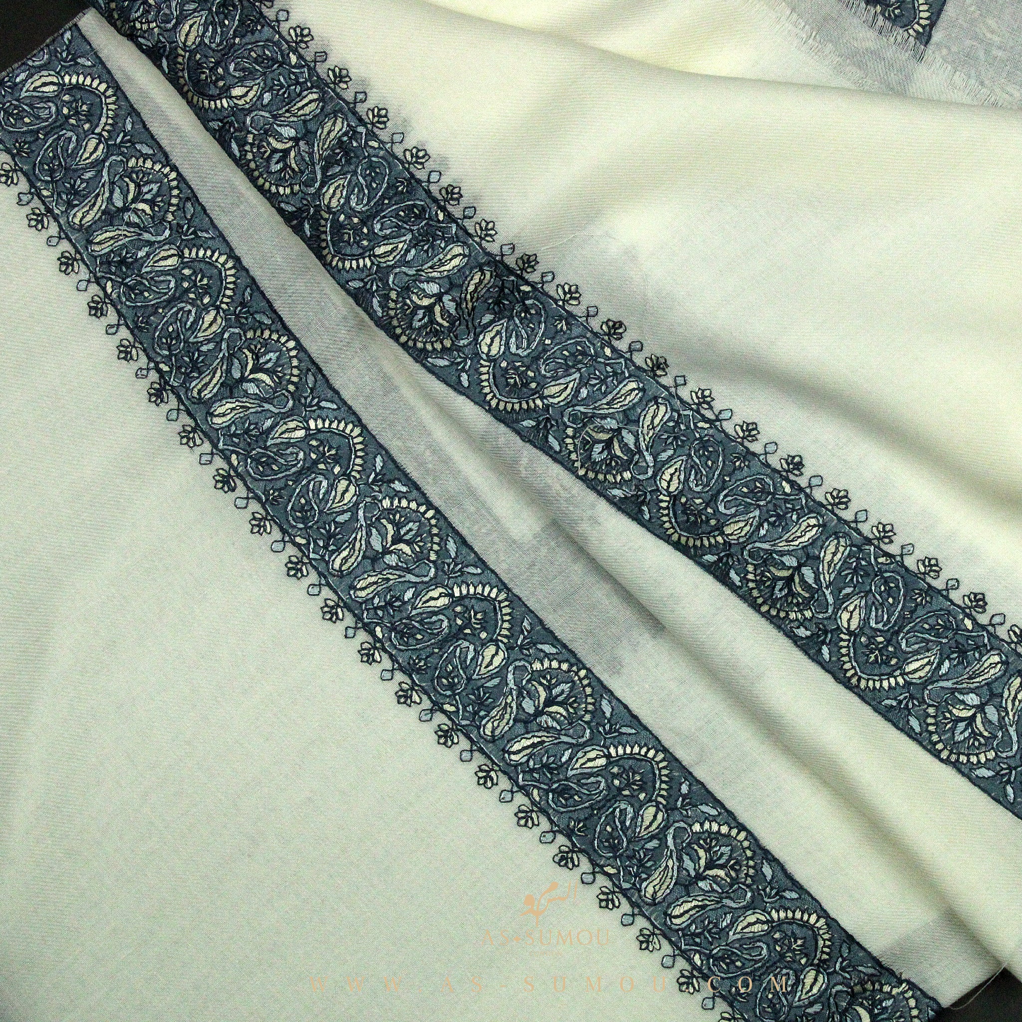 PREMIUM WHITE AUTHENTIC YEMENI SHEMAGH SCARF WH105