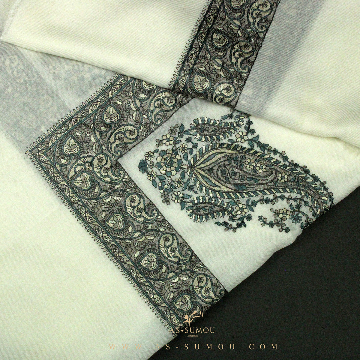 PREMIUM WHITE AUTHENTIC YEMENI SHEMAGH SCARF WH111