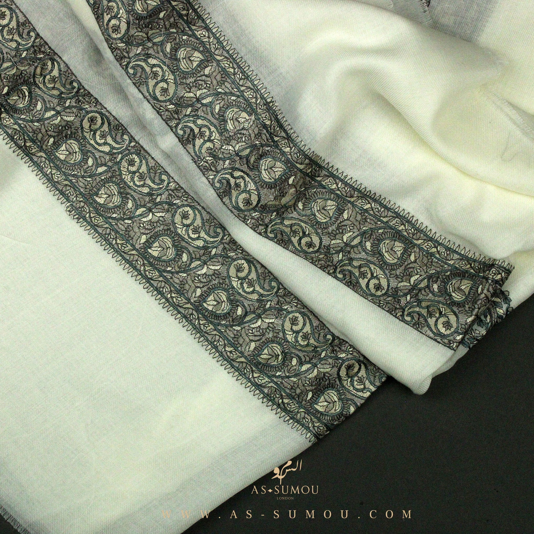 PREMIUM WHITE AUTHENTIC YEMENI SHEMAGH SCARF WH111