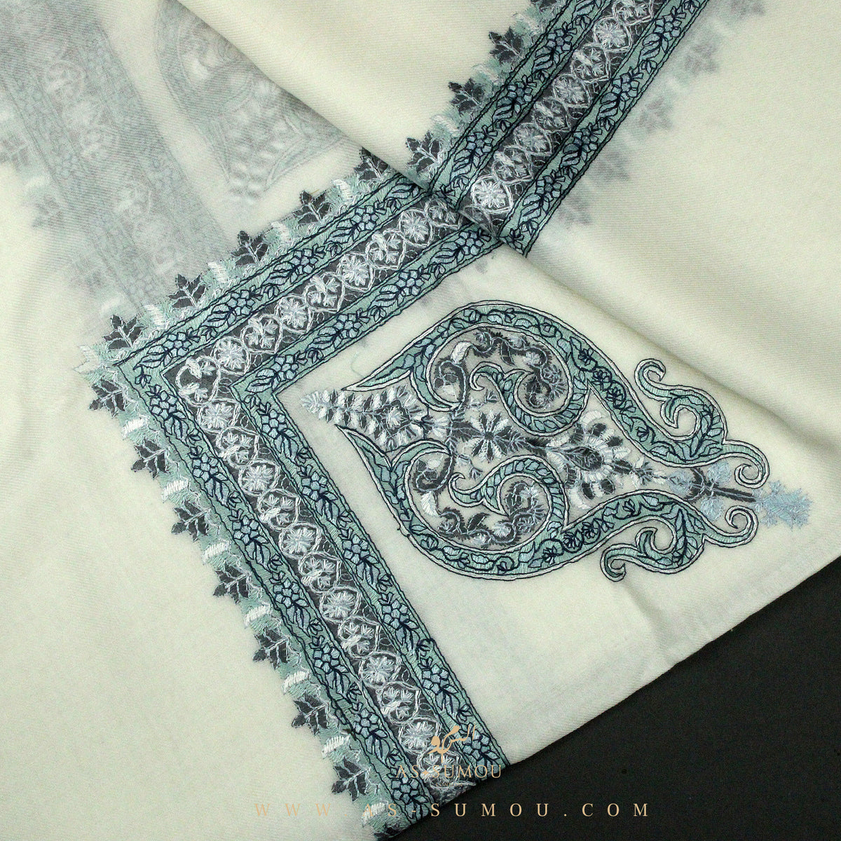 PREMIUM WHITE AUTHENTIC YEMENI SHEMAGH SCARF WH113