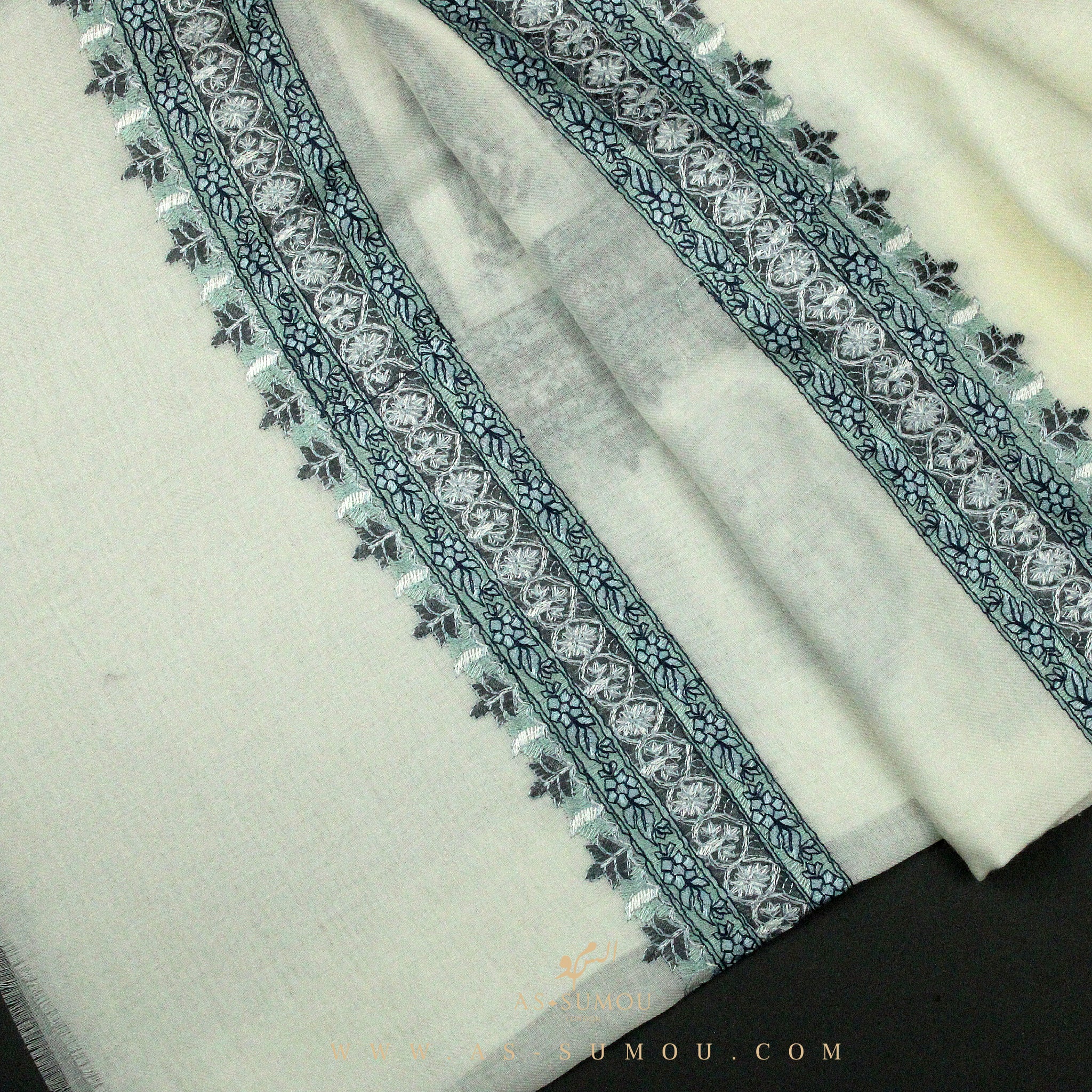 PREMIUM WHITE AUTHENTIC YEMENI SHEMAGH SCARF WH113