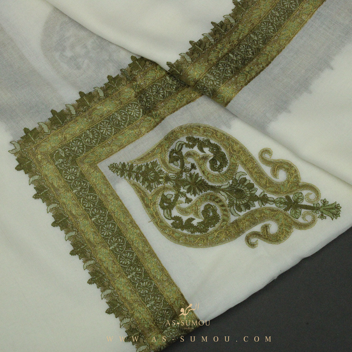 PREMIUM WHITE AUTHENTIC YEMENI SHEMAGH SCARF WH122
