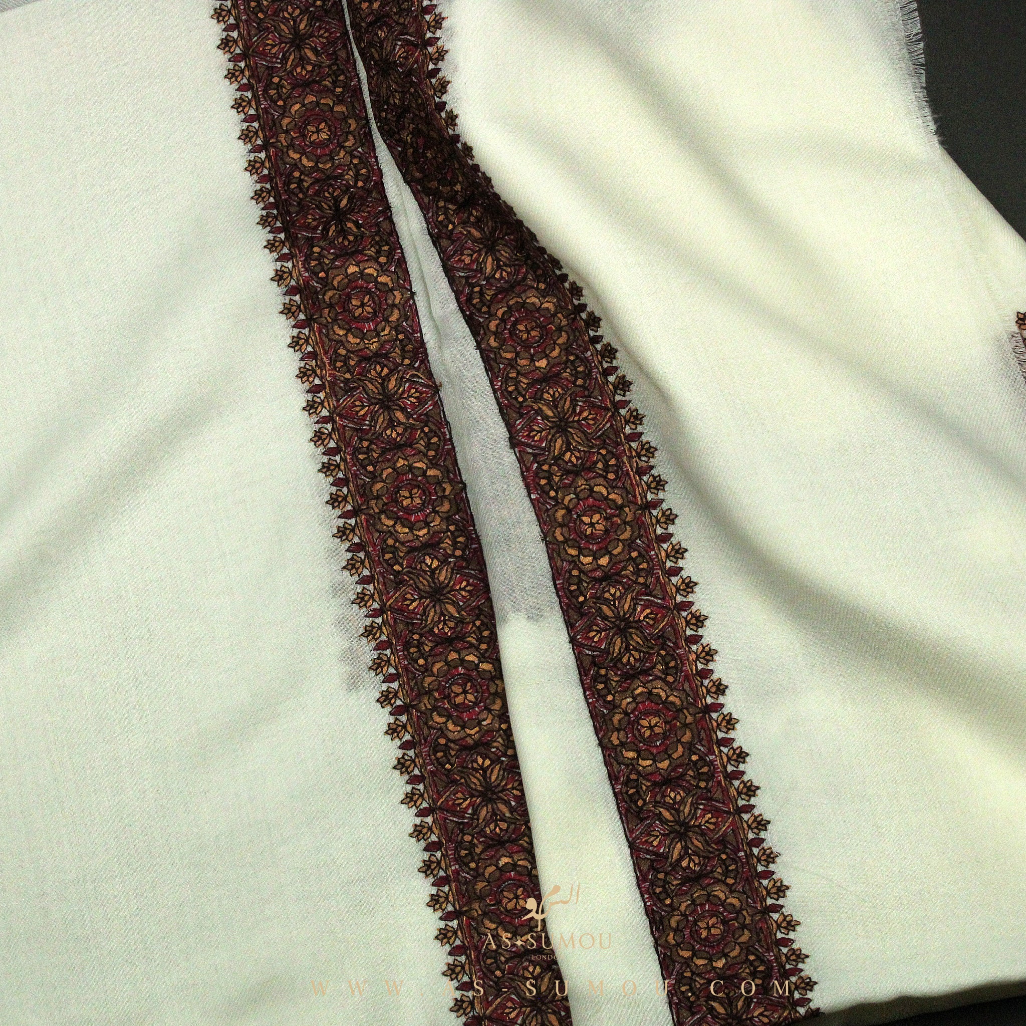 PREMIUM WHITE AUTHENTIC YEMENI SHEMAGH SCARF WH107