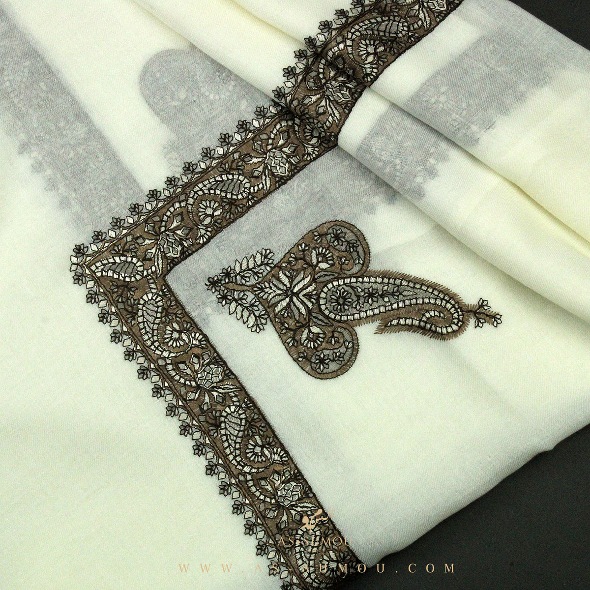 PREMIUM WHITE AUTHENTIC YEMENI SHEMAGH SCARF WH116