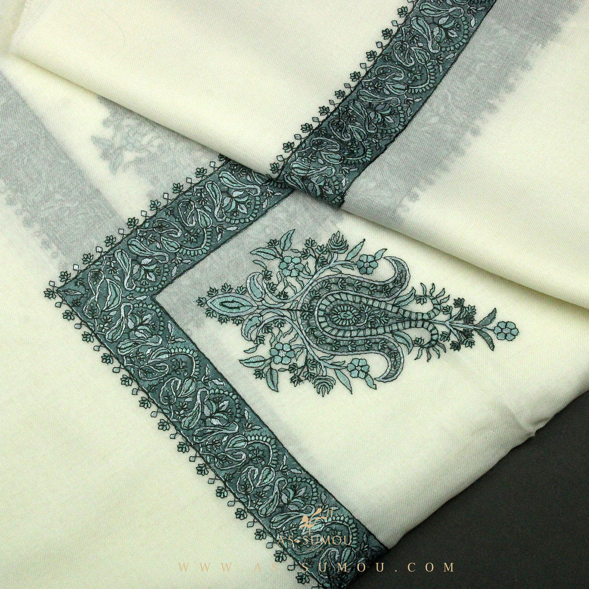 PREMIUM WHITE AUTHENTIC YEMENI SHEMAGH SCARF WH109